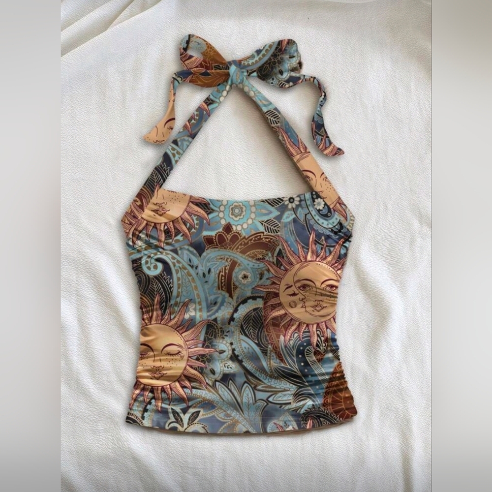 Soleia Halter Sun Pattern Knitted Textured Fitted Tank Top - Picture 5 of 5